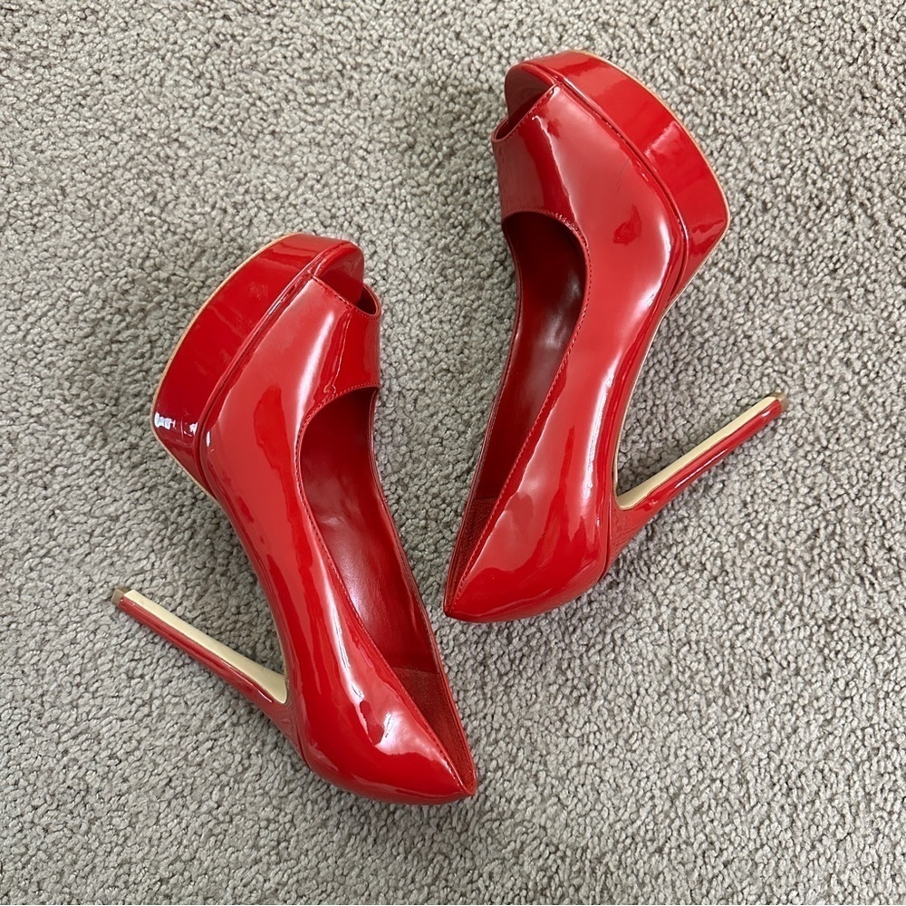 Guess Women’s Cacei Peep Toe Platform Pumps Stiletto Heels in Bright Red sz 10M - Picture 7 of 15